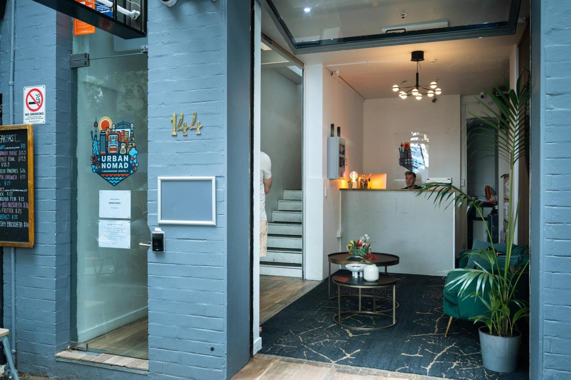 Urban Nomad Potts Point - 18 To 39 Only Hostel Sydney Exterior photo