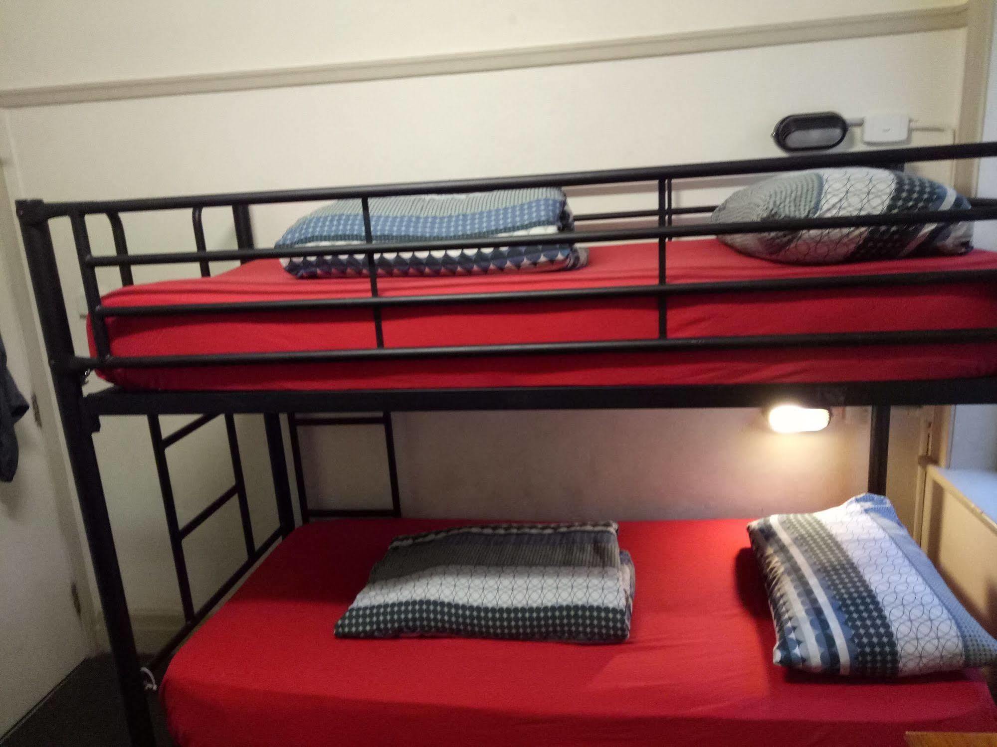 Urban Nomad Potts Point - 18 To 39 Only Hostel Sydney Exterior photo