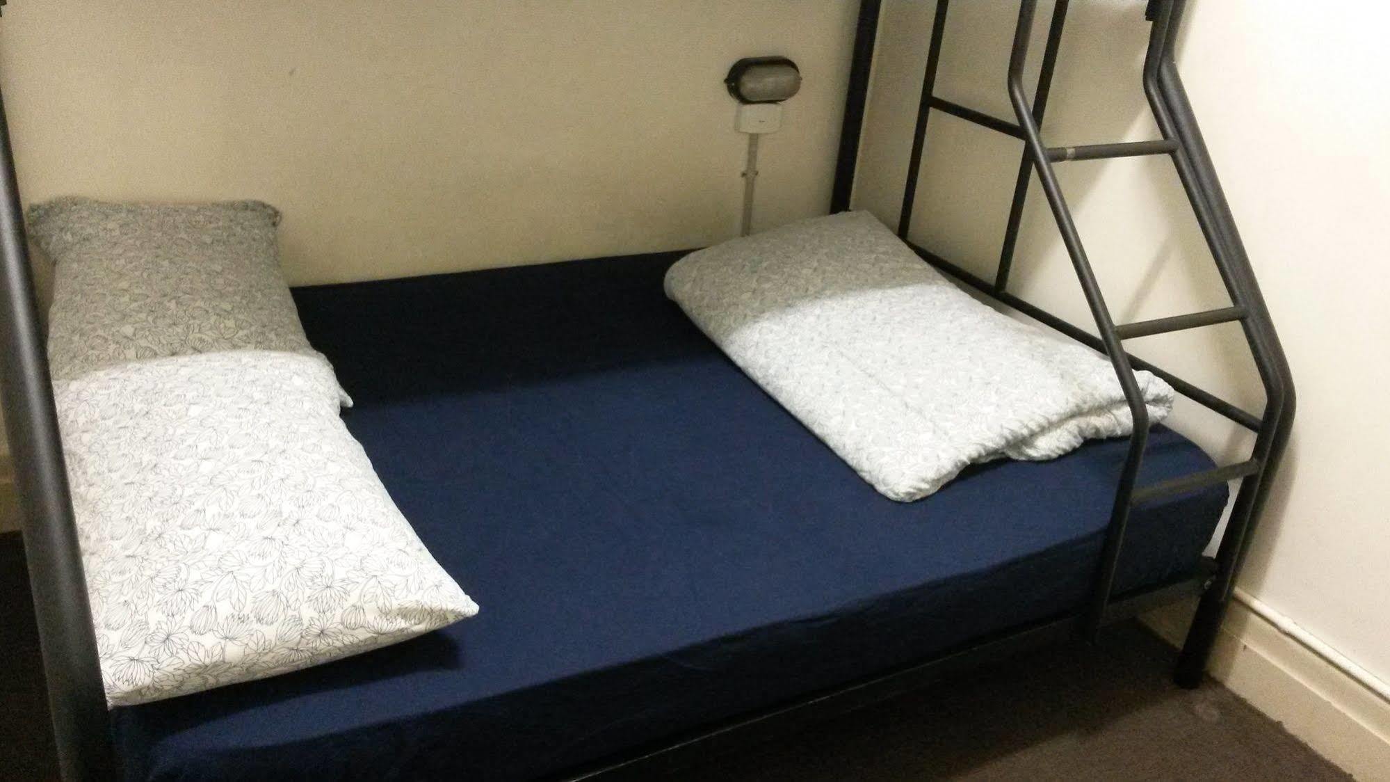 Urban Nomad Potts Point - 18 To 39 Only Hostel Sydney Exterior photo